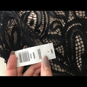 Aritzia/Babaton Black/nude dress